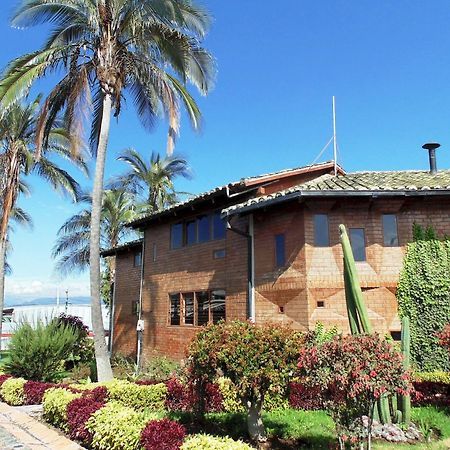 Hosteria Rosa Blanca Puembo Ngoại thất bức ảnh